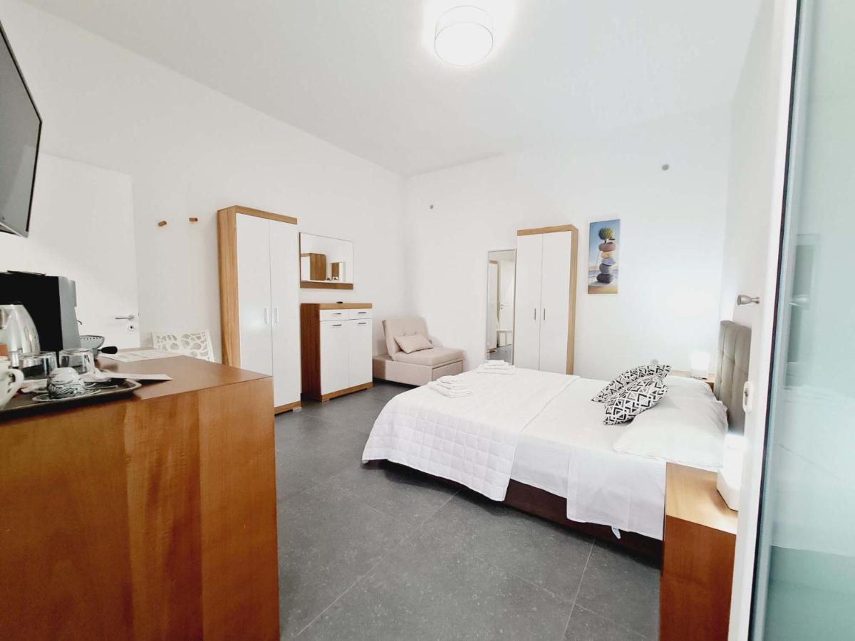 Medusa Room Apartment Porto Cesareo Exterior foto